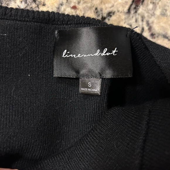 One shoulder knit top in black size small - Picture 4 of 4